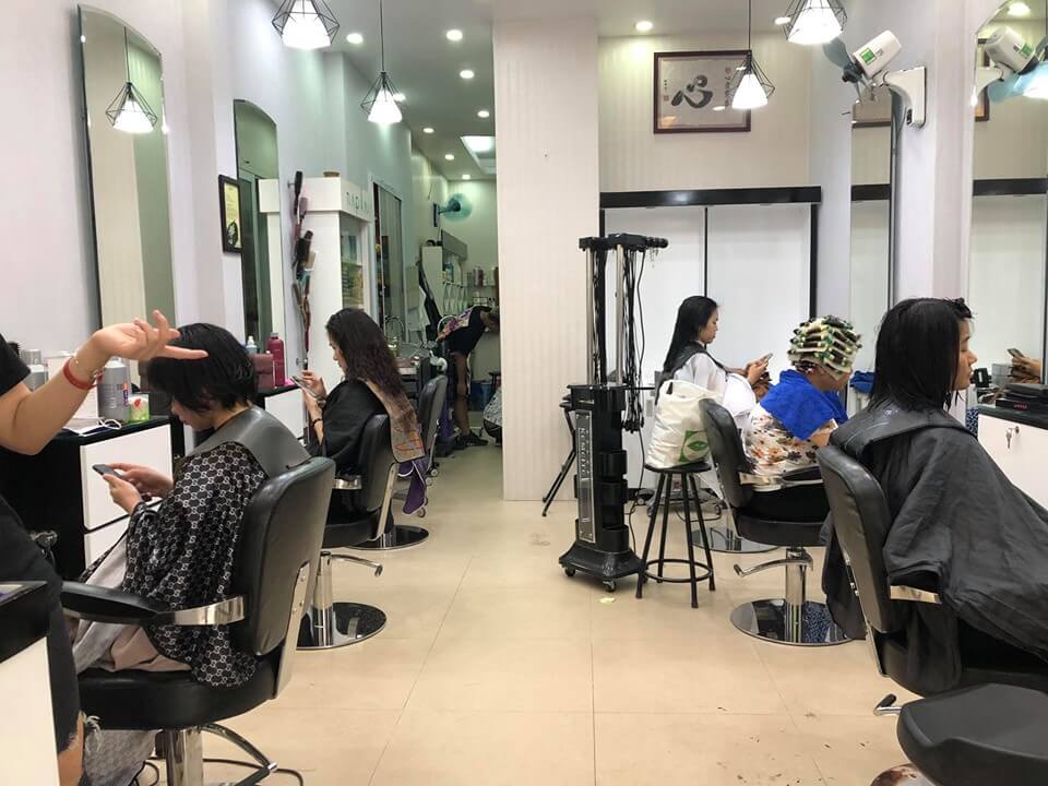 Tiệm Làm Tóc Nữ Đẹp Ở Hà Nội