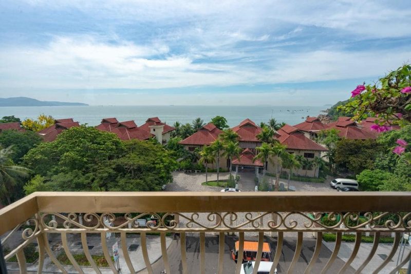 khách sạn 3 sao Quy Nhơn gần biển