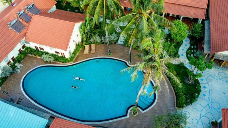 khách sạn phú quốc có hồ bơi