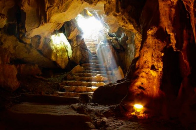 hang động ở Hạ Long