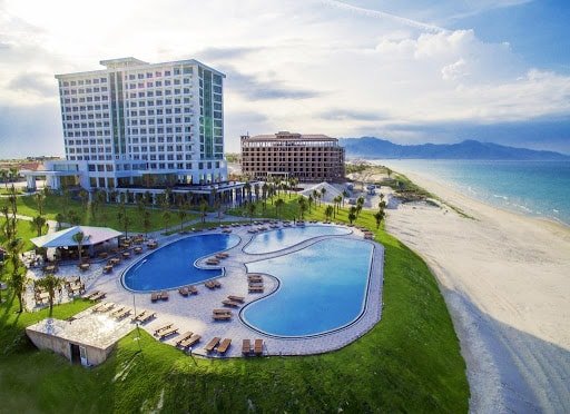Resort Nha Trang Có Hồ Bơi Riêng - Golden Peak Resort & Spa Nha Trang