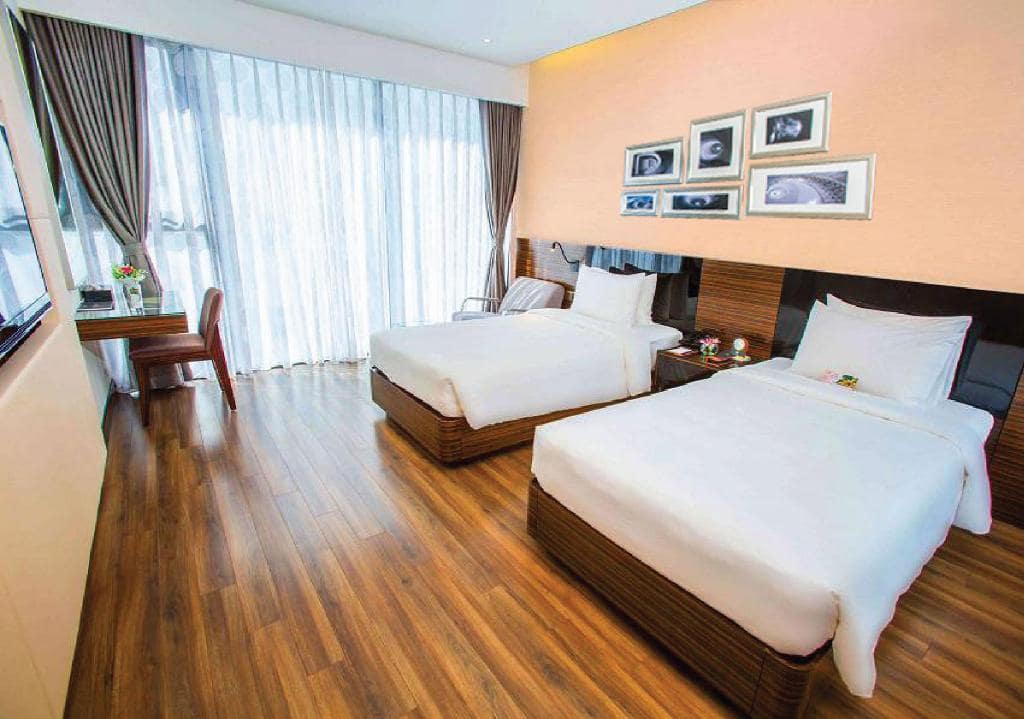 Khách Sạn Nha Trang Mặt Biển - Queen Ann Nha Trang Hotel