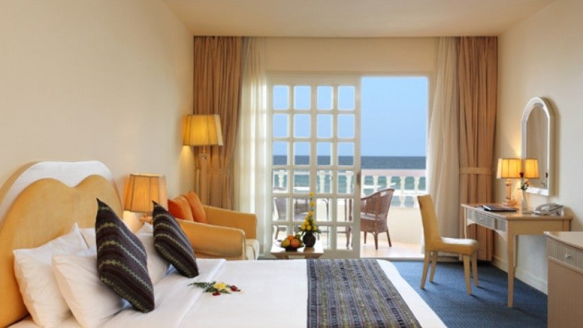 Khách Sạn Nha Trang Mặt Biển - Sunrise Nha Trang Beach Hotel & Spa