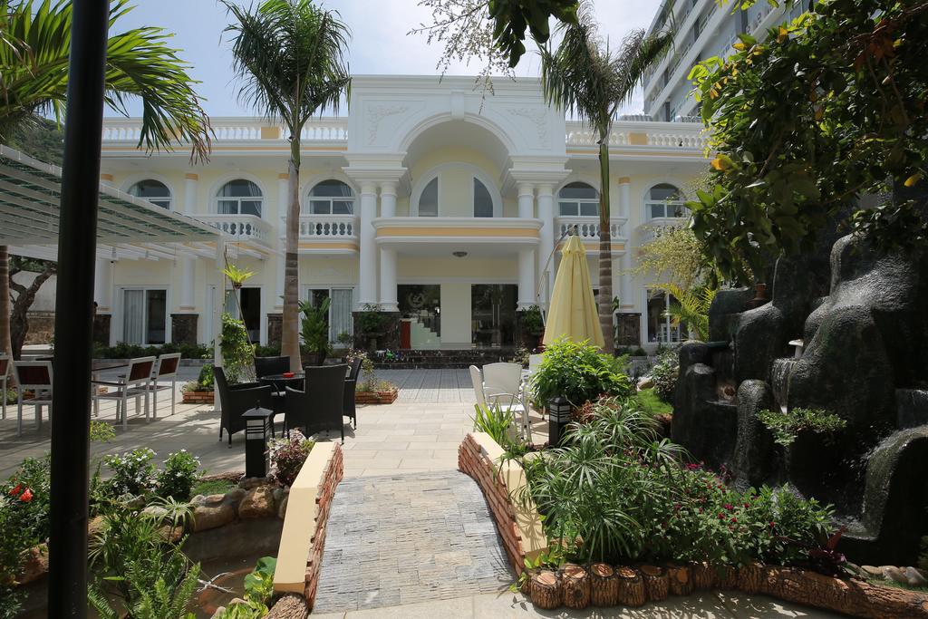 Khách Sạn Vũng Tàu đường Trần Phú