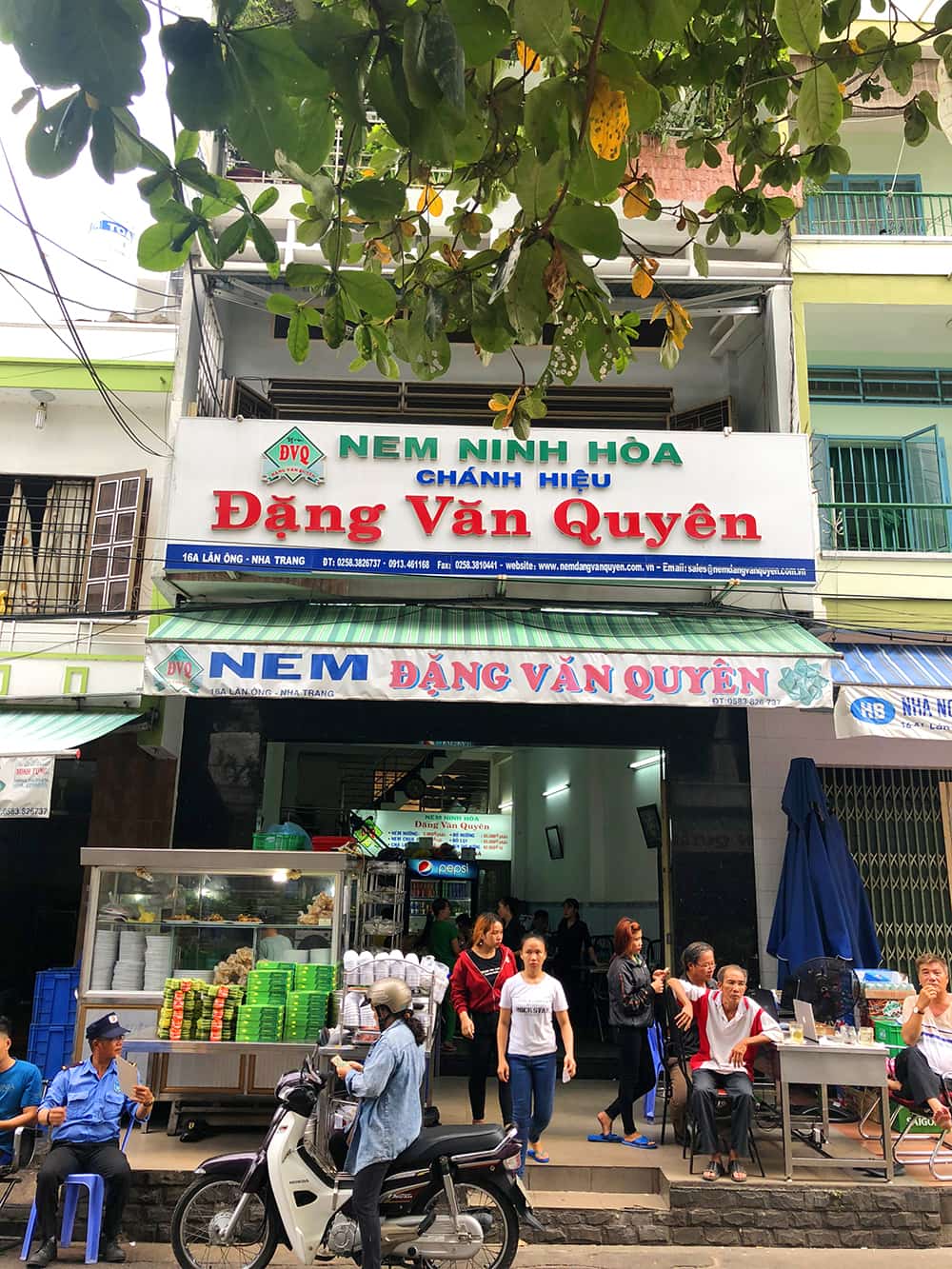 Quán nem nướng tại Nha Trang