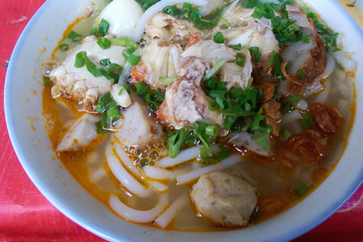 Bánh canh đầu cá thu Nha Trang