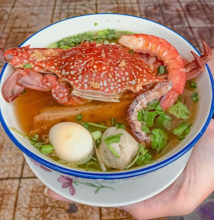 Bánh Canh Ghẹ Nha Trang