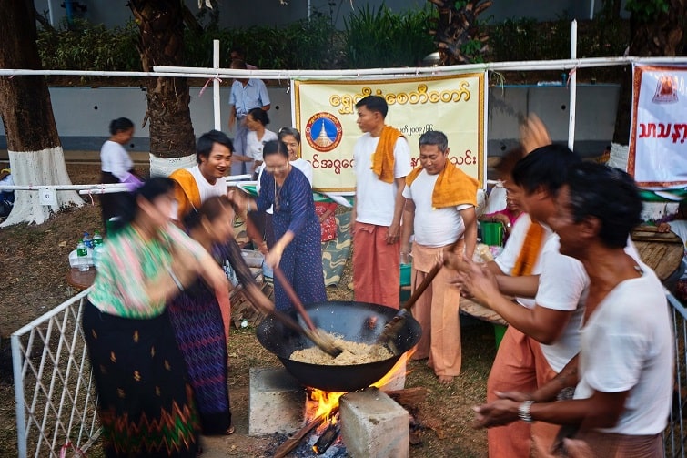 lễ hội lớn ở myanmar