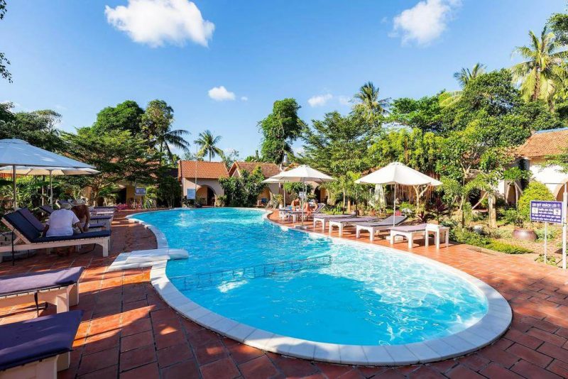 resort phú quốc giáp biển