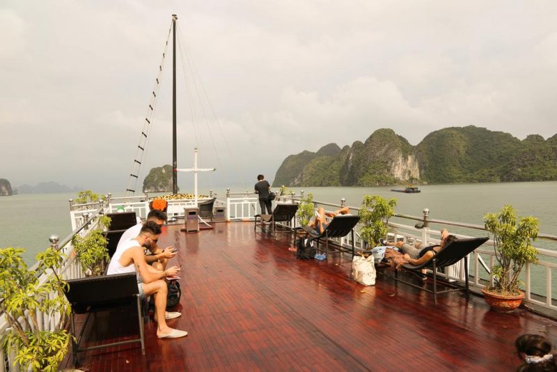 Các khách sạn Hạ Long có view biển