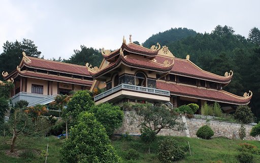 ngôi chùa nổi tiếng ở nha trang