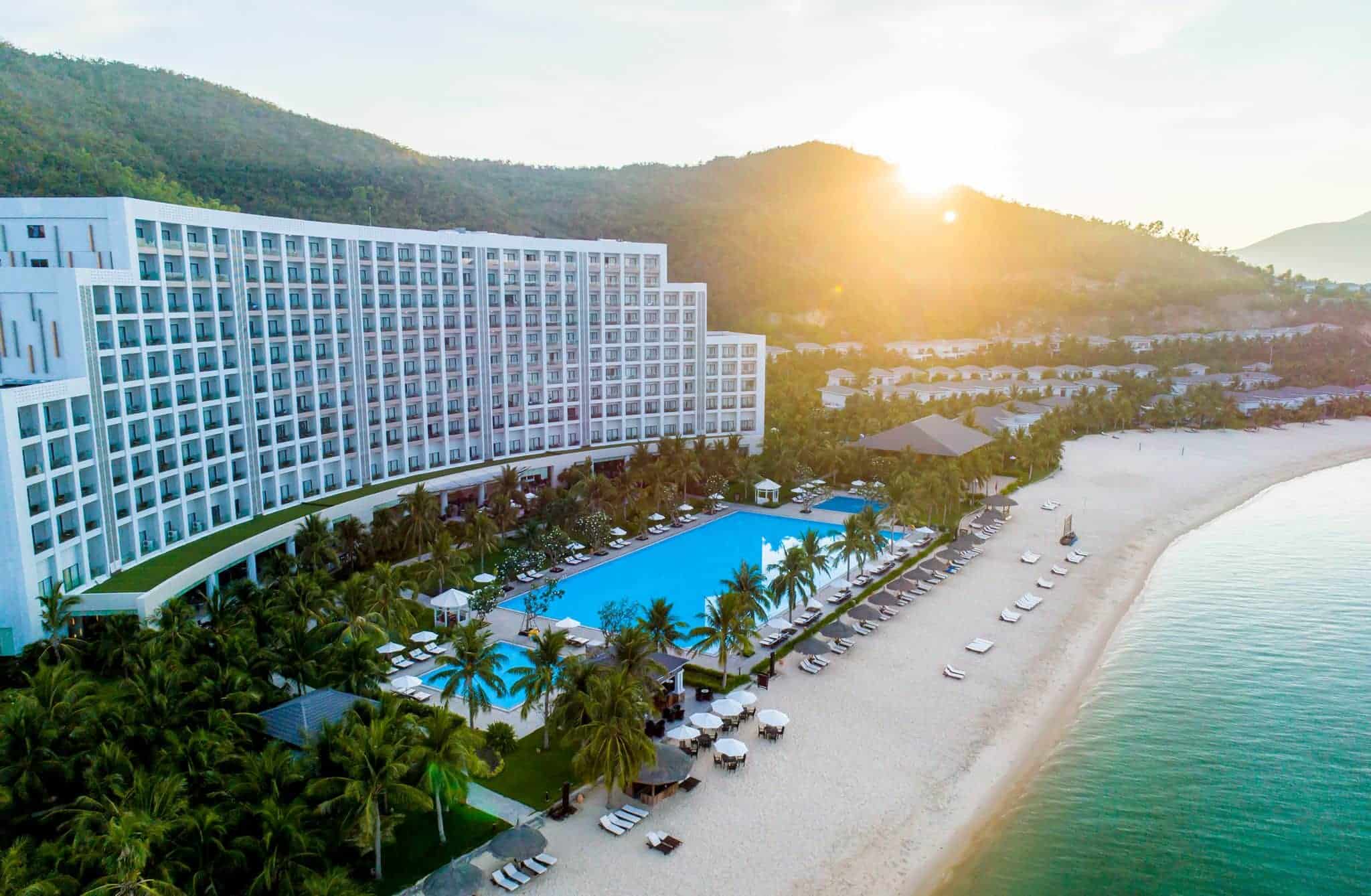 resort Nha Trang có bãi biển riêng