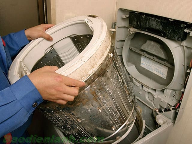dịch vụ vệ sinh máy giặt TPHCM