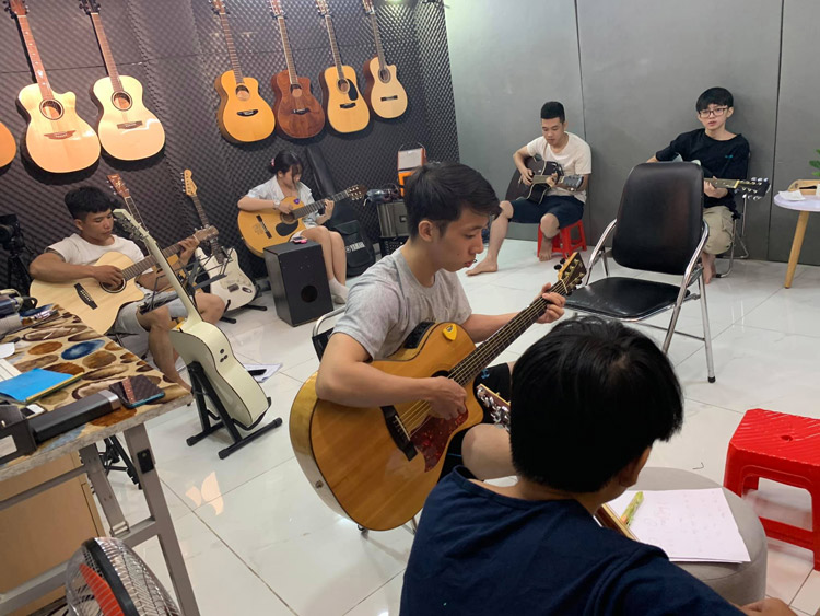Ngọc Hưng Phát Music - Chuyên Dạy Guitar Tại Đồng Nai