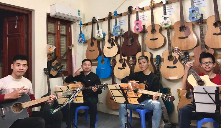 Thiên  n Music - Lớp Học Guitar Chất Lượng Tại Đồng Nai
