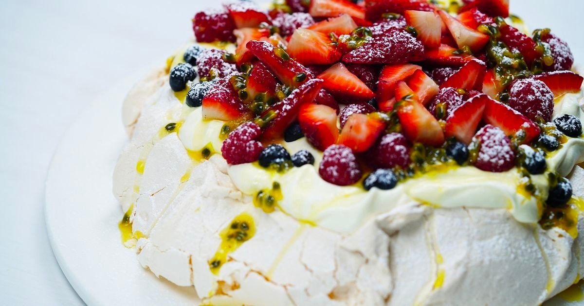 Pavlova @Taste