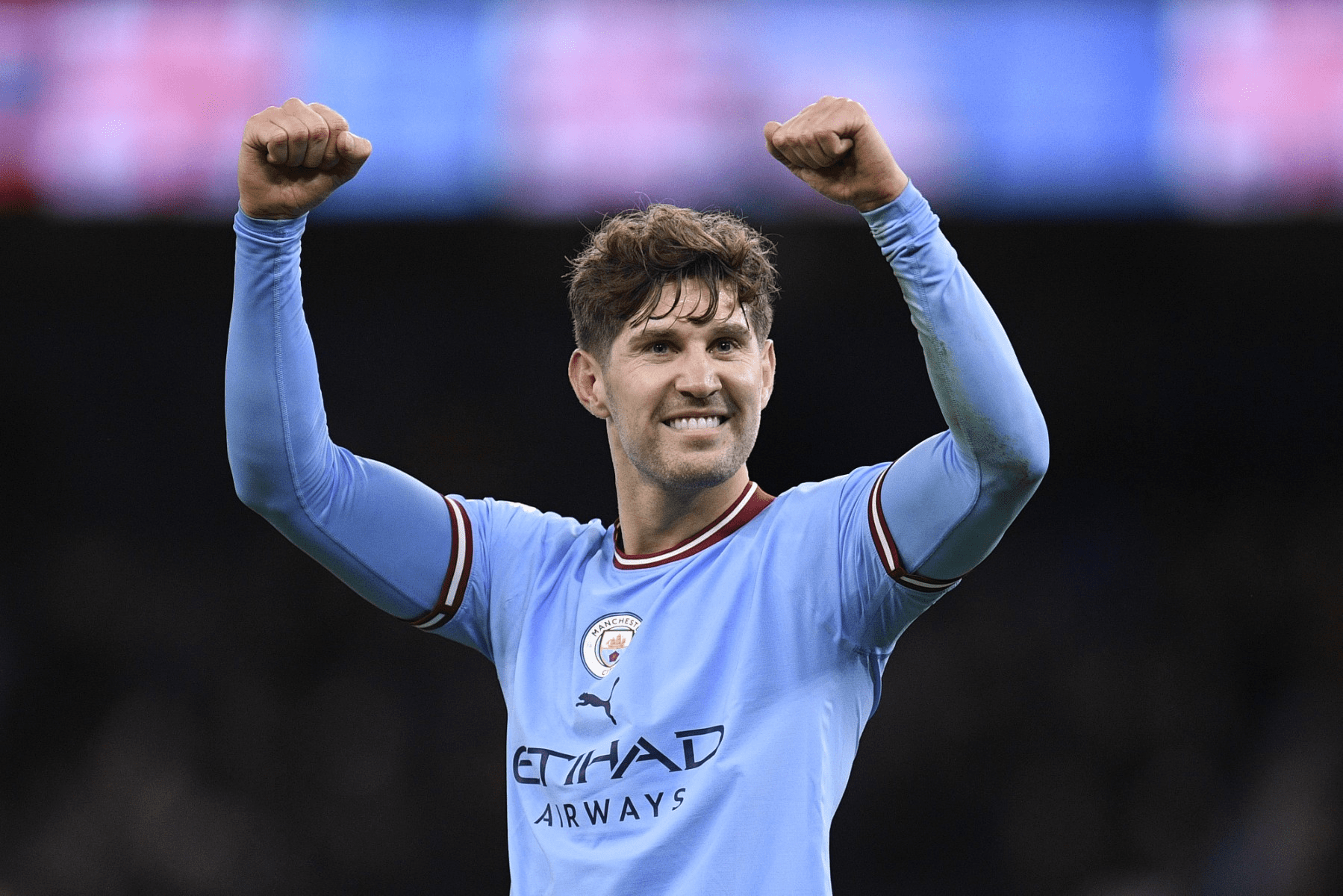 John Stones: Chơi Bóng Giống Messi, Nhãn Quan 360 Độ Cùng Lòng Nhiệt Thành Dành Cho Man City